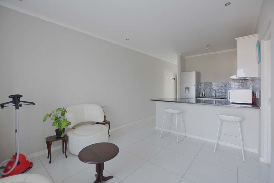 2 Bedroom Property for Sale in Table View Western Cape